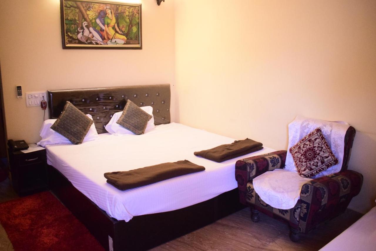 Ds Residency Varanasi-Prime Location-Parking Exterior photo
