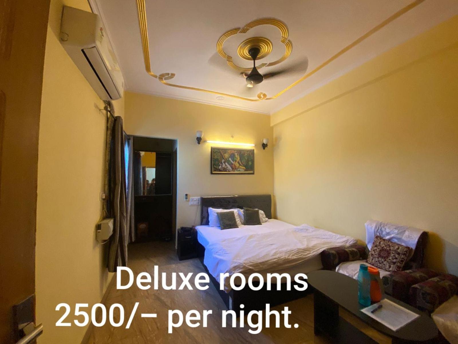 Ds Residency Varanasi-Prime Location-Parking Exterior photo